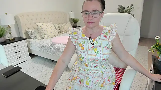 Vika73 网络视讯表演