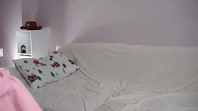 SunnivaCovil – Naživo XXX chat