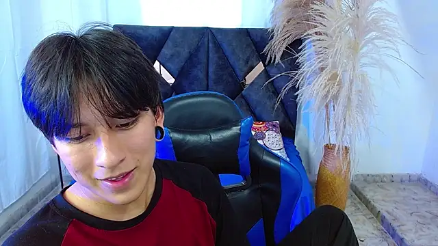 nikoo_18 Show Webcam