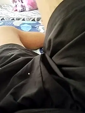 Pertunjukan Kamera Web Paisa__Col77