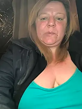 jusichka Chat XXX in diretta