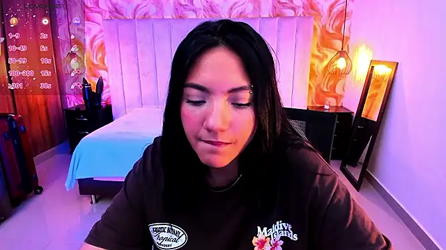 Онлайн чат XXX miichael_black