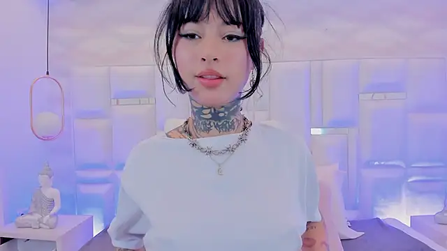 Chatroom XXX en direct de doll__bella