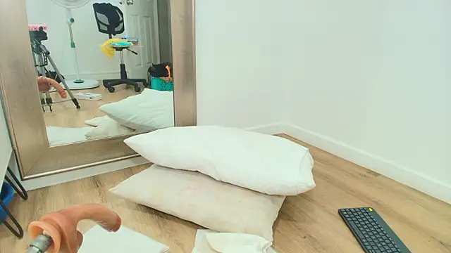 Katey_Curvy01_'s Live XXX Chat