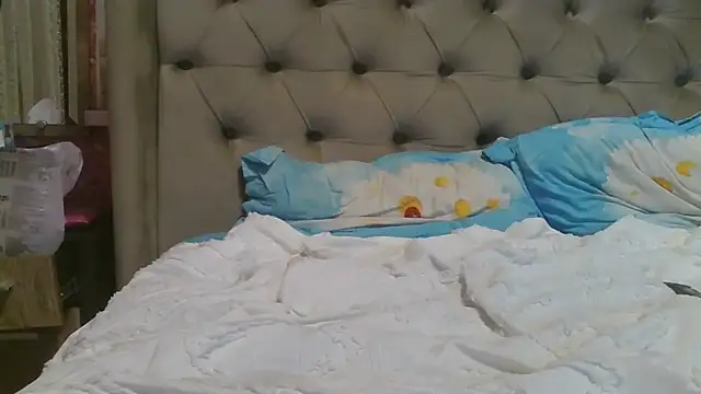 عرض كام Shailadiess