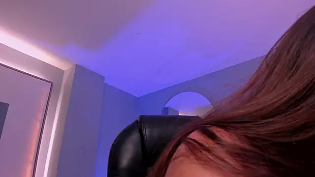 ErikaBenz_ Live XXX-chat