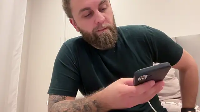 Bear_bear_: вебкам-шоу