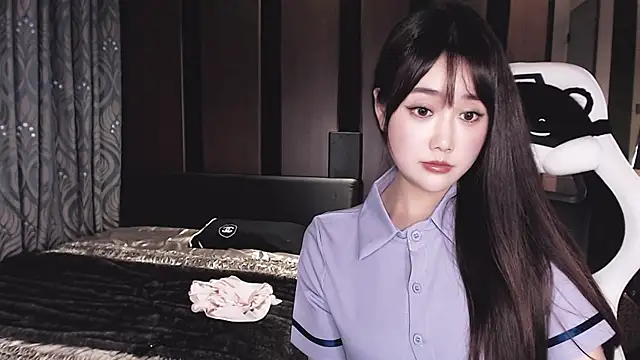 Chatroom XXX en direct de Aurora_-77