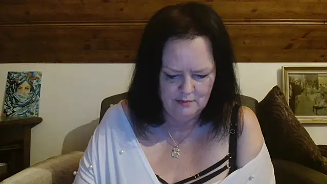 TiffanyMature's Live XXX Chat