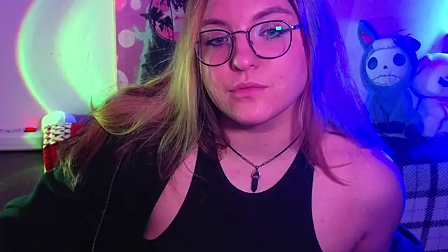 Czat XXX na żywo – ZayaRush