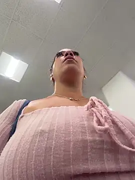 Chat XXX ao vivo de Bigbuttbrooklynn