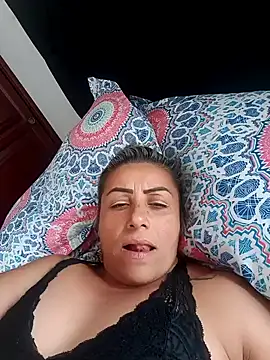 maynor_1998 Live XXX Chat