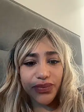 Chat XXX ao vivo de JulietaRous