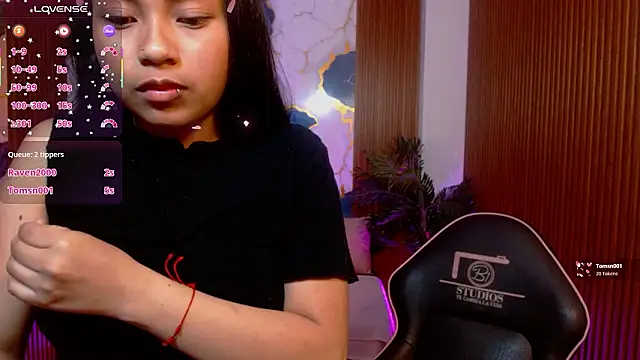 Chat XXX en directo de Maile_Tay