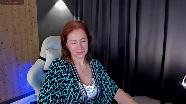 Chat +18 de LeticiaRomano ao vivo