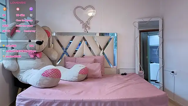 Chat +18 de SABRIINA_TAY ao vivo