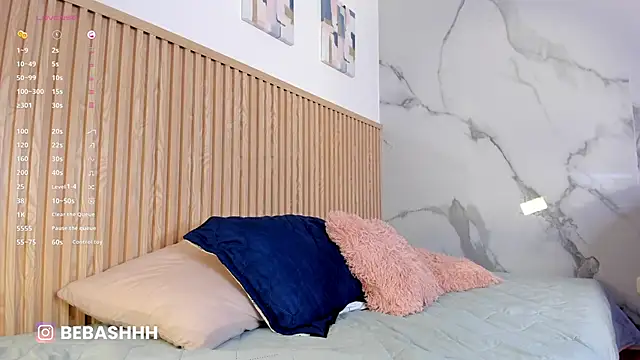 Fyre_divine live XXX chat