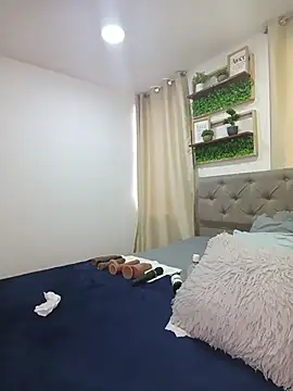 sasi_luna Chat XXX live