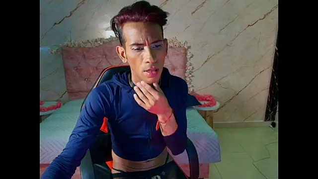 monserrat_petite's Webcam Show