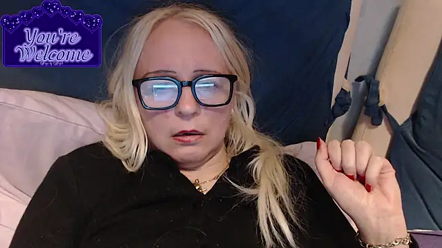 martachatte webkamerás műsora