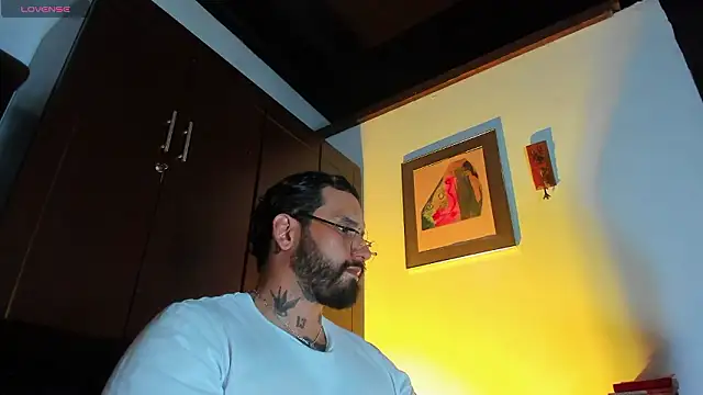 دردشة CamiloGray_ الجنسية المباشرة