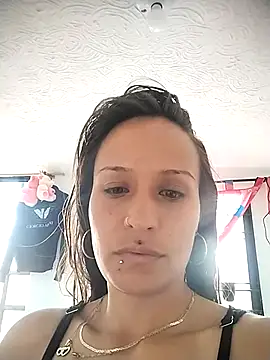 دردشة Dianaasmor الجنسية المباشرة