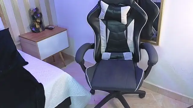 دردشة amara_queen_ الجنسية المباشرة