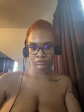 Chat XXX Live nickytheehawtie