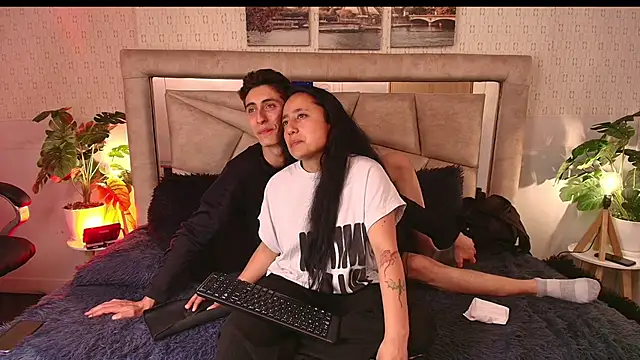 Chat +18 de sammy_and_ithan ao vivo