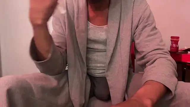 KcChiefBBC69 现场XXX聊天