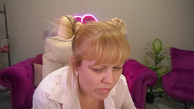 BellaLaPetit Obrolan Langsung XXX