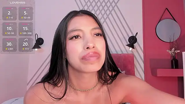 دردشة Tiffany_Low الجنسية المباشرة