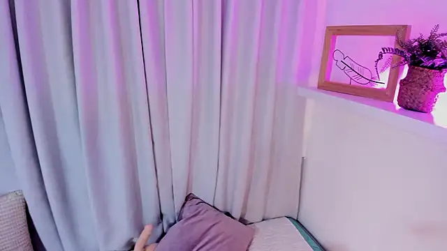 pucca7's Live XXX Chat