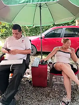 แชท XXX สดของ hotandfierylatinos2023