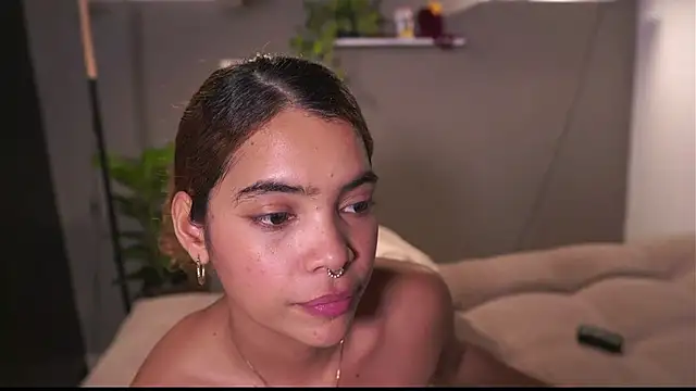 Chat XXX en directo de HannahEvanss