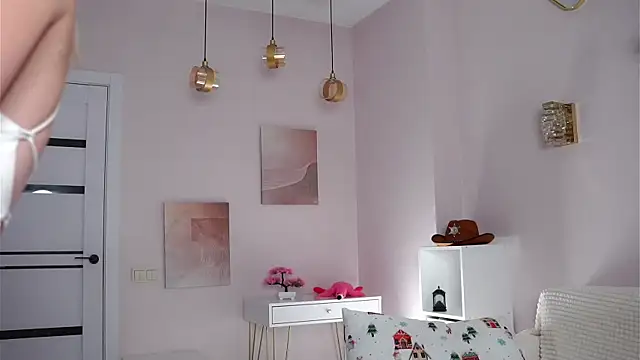 SunnivaCovilのライブXXXチャット