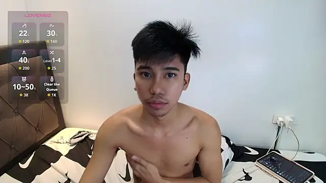 Ur_pinoyhotbrix's Live XXX Chat