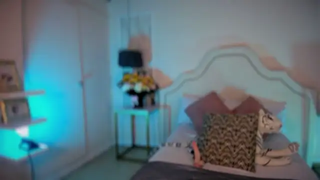 XXX chat uživo modela niicole_garner