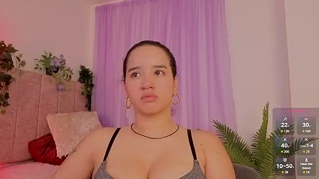 Živý XXX chat emilyrouxe