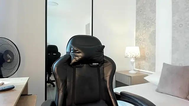 Chat XXX Live evelin_villan