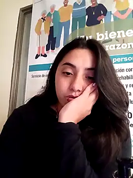 دردشة ANDREA-10_ الجنسية المباشرة