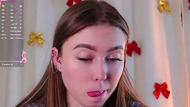 LorileeRuetz: онлайн-секс-чат