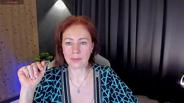 LeticiaRomano: онлайн-секс-чат