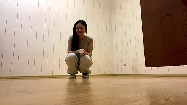 YourMiIa's Live XXX Chat