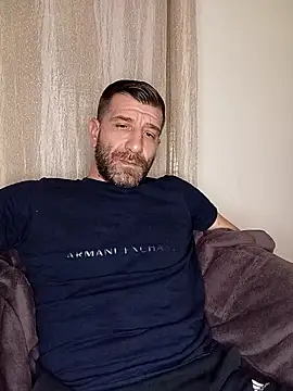 Alexdaniel89: онлайн-секс-чат