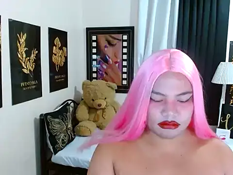 Show de TSbrianaHugeCock na webcam