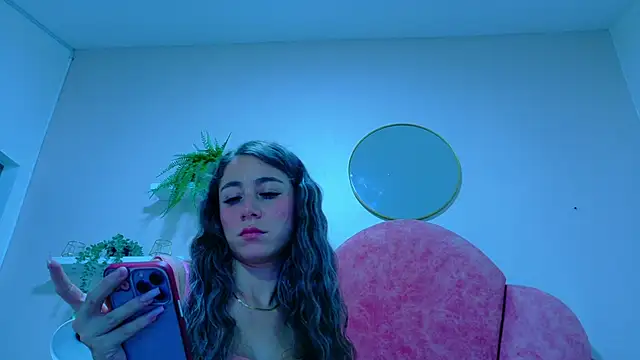 MyApril__: онлайн-секс-чат