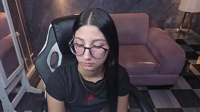 Sophie_jones_b Obrolan Langsung XXX