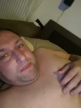 GenuineDedication42's Webcam Show