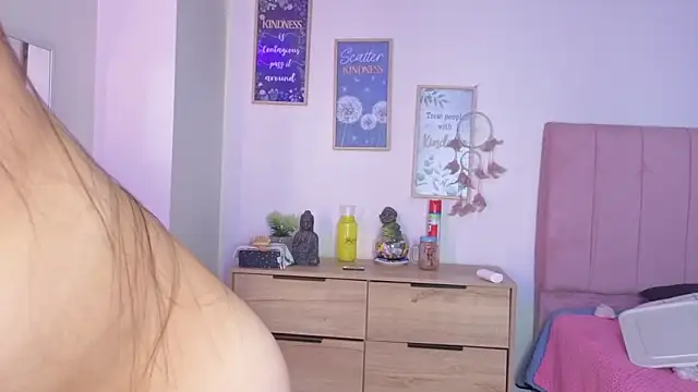 bluee_hazell Live XXX-chat